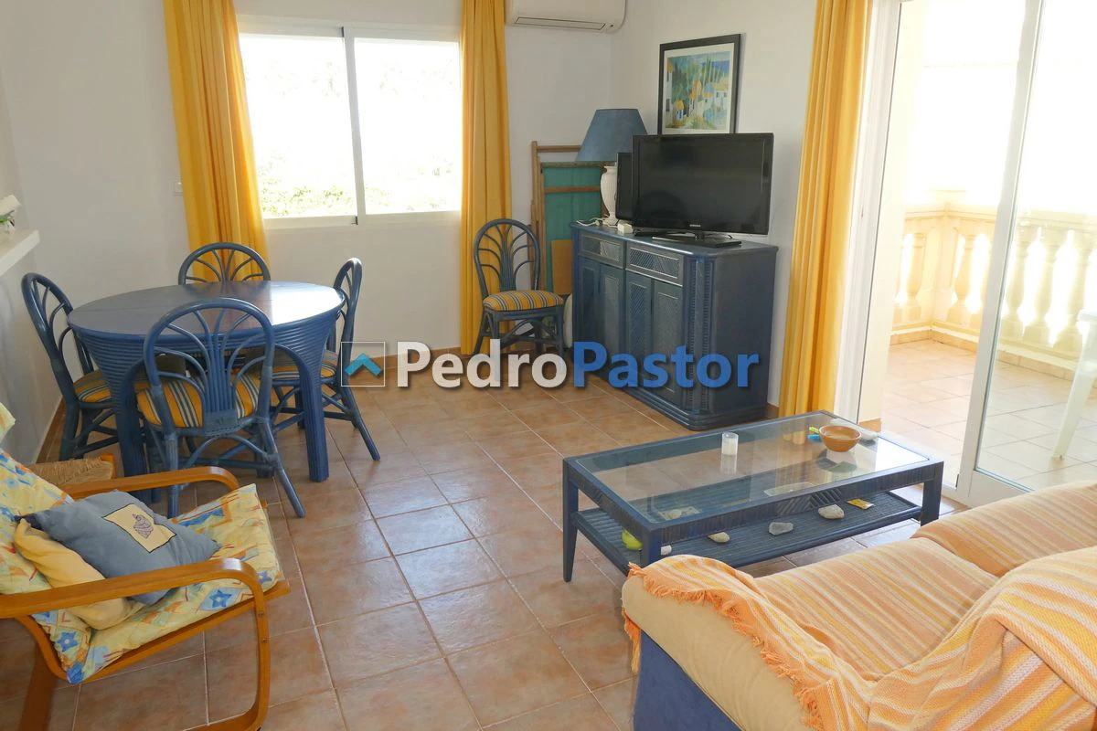 Apartamento de 2 dormitorios en 1ª línea de playa en Las Marinas en Dénia