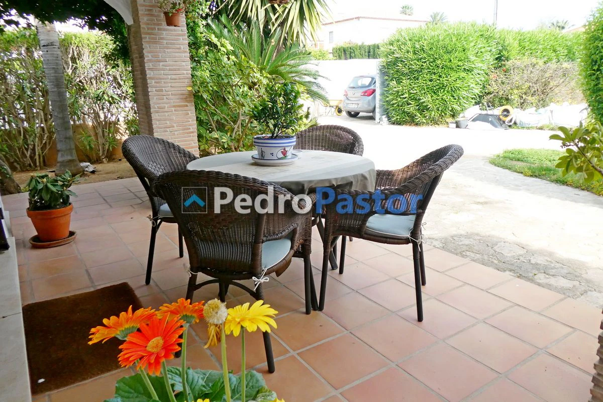 CH082 - Chalet independiente de 3 dormitorios en el Km 5 de Las Marinas, en Dénia.