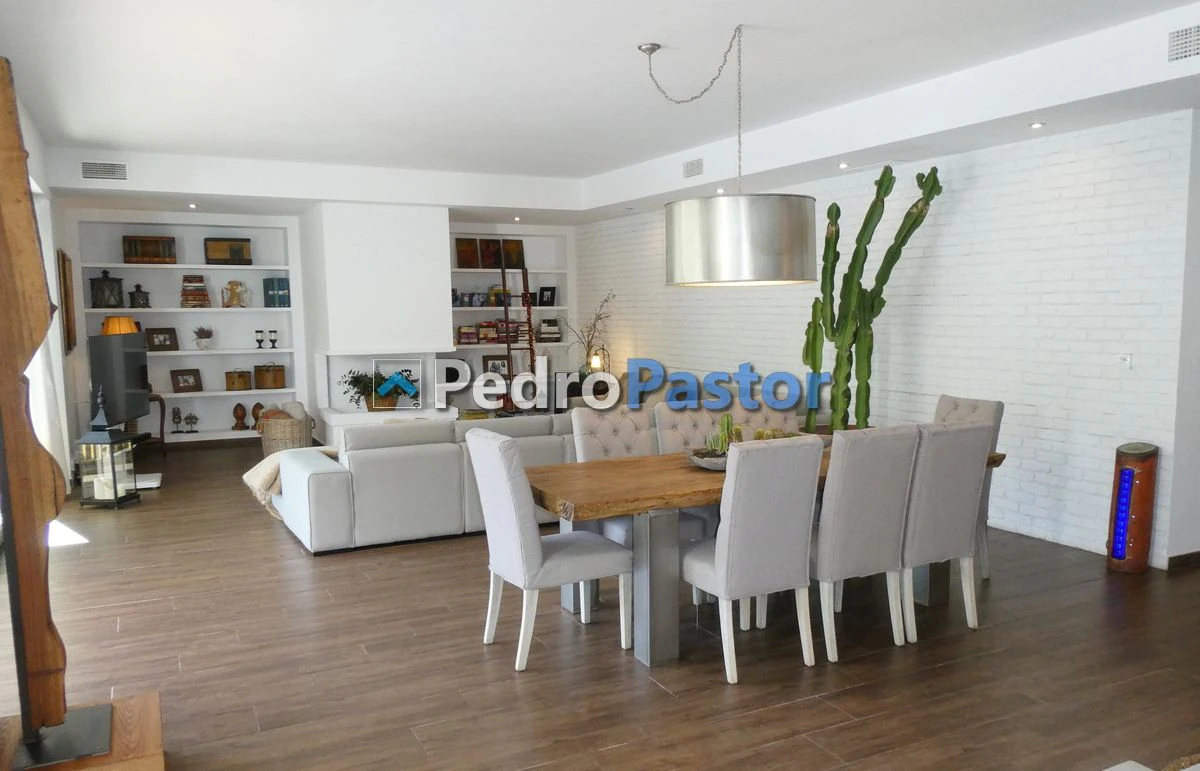CH076 - Chalet independiente de 4 dormitorios en la zona del Montgó, en Dénia