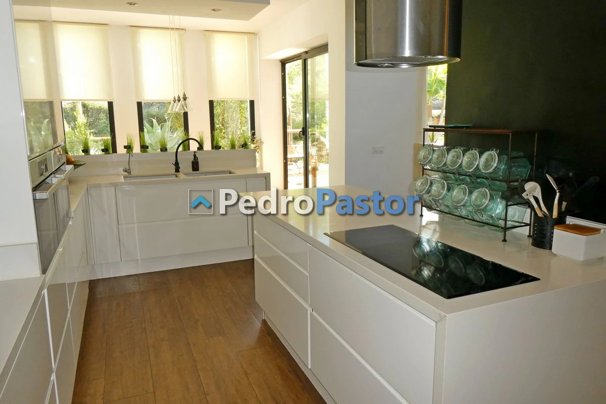 CH076 - Chalet independiente de 4 dormitorios en la zona del Montgó, en Dénia