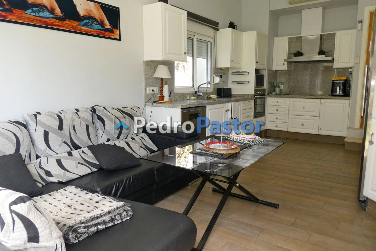 CH083 - Chalet independiente de 5 dormitorios en Els Poblets
