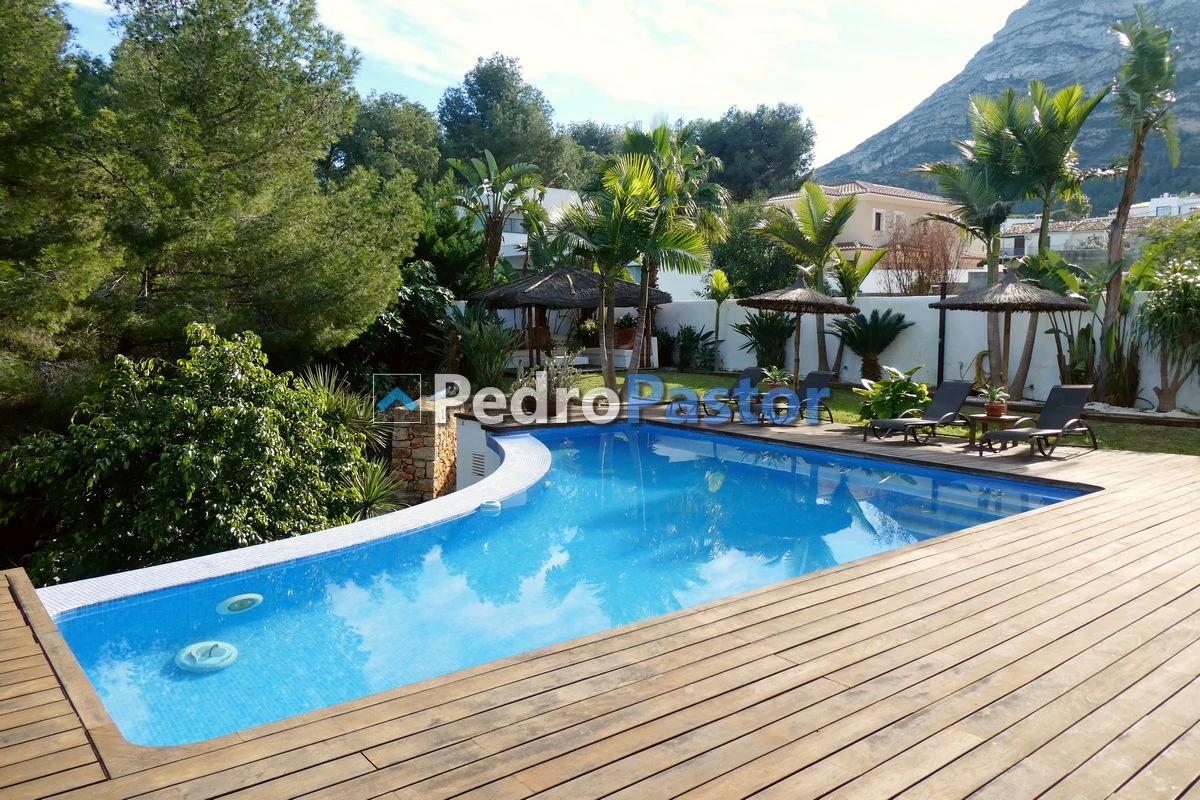 CH076 - Chalet independiente de 4 dormitorios en la zona del Montgó, en Dénia