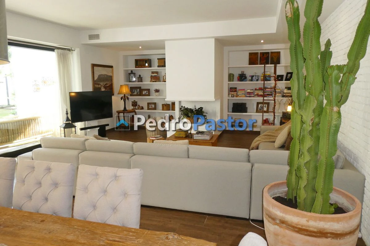CH076 - Chalet independiente de 4 dormitorios en la zona del Montgó, en Dénia