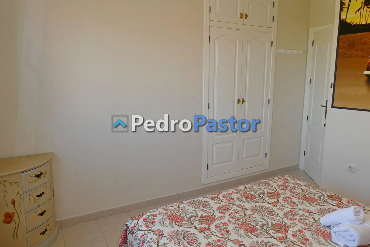 CH083 - Chalet independiente de 5 dormitorios en Els Poblets