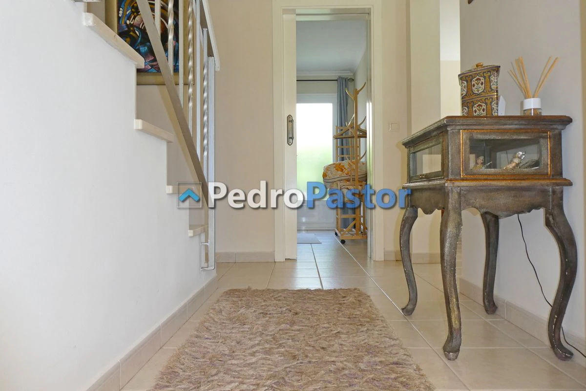 CH083 - Chalet independiente de 5 dormitorios en Els Poblets