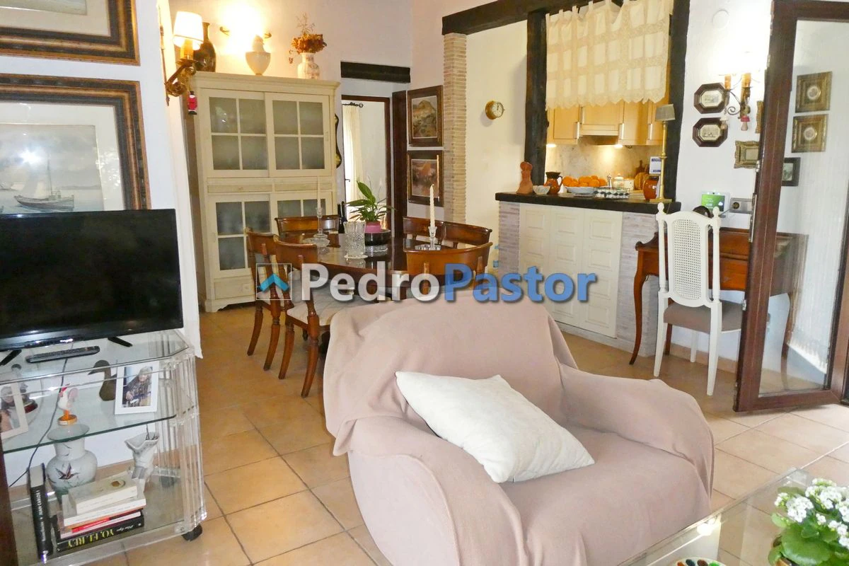 CH082 - Chalet independiente de 3 dormitorios en el Km 5 de Las Marinas, en Dénia.