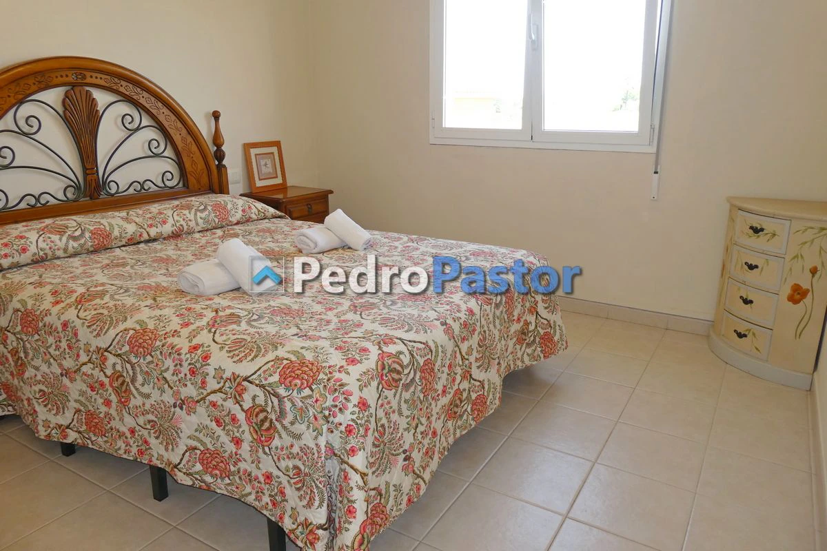 CH083 - Chalet independiente de 5 dormitorios en Els Poblets