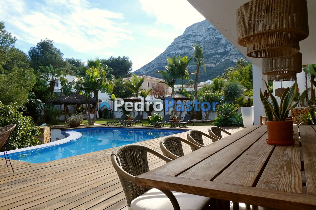 CH076 - Chalet independiente de 4 dormitorios en la zona del Montgó, en Dénia