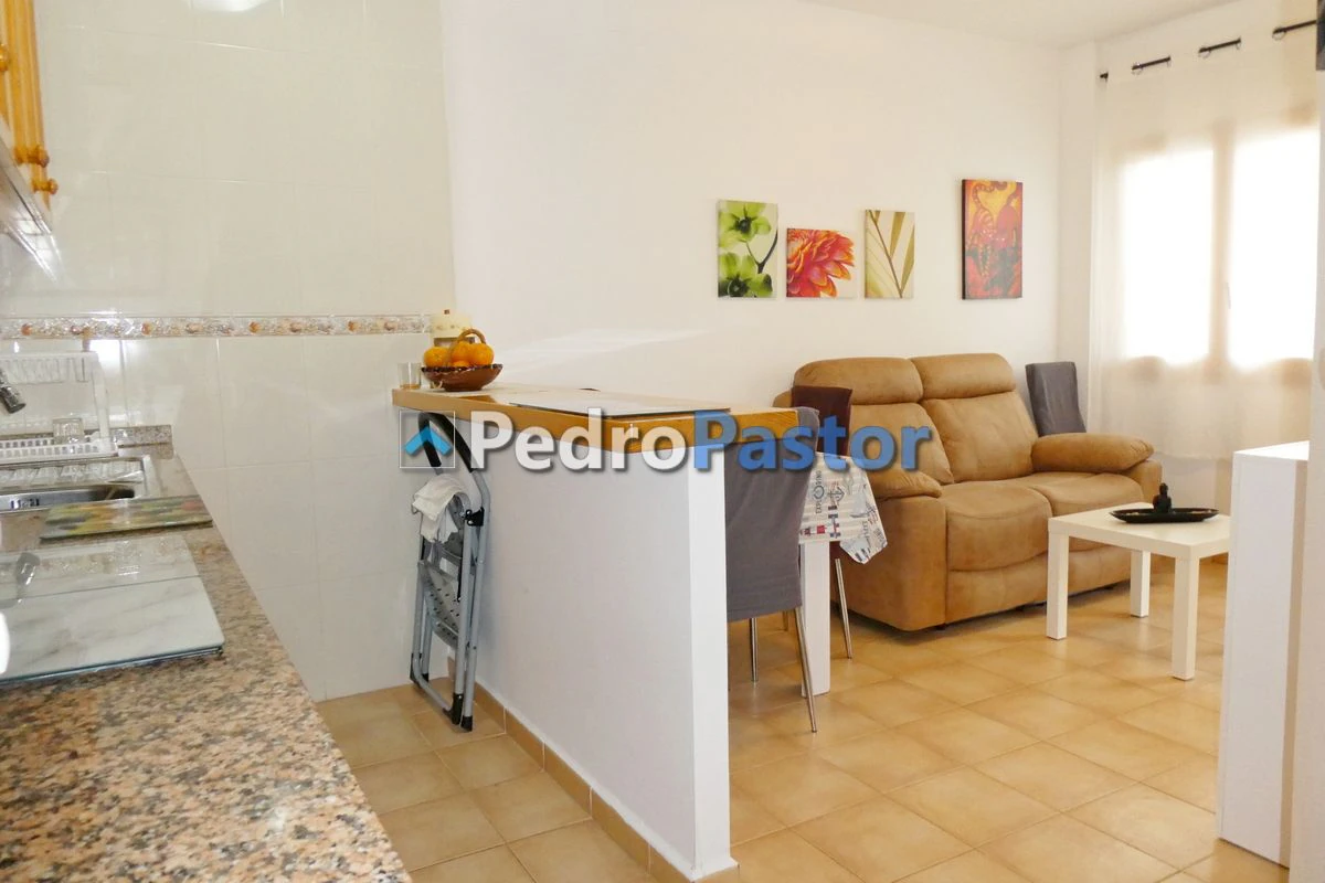 AP194 - Apartamento de 2 dormitorios en 1ª línea de playa en Las Marinas en Dénia