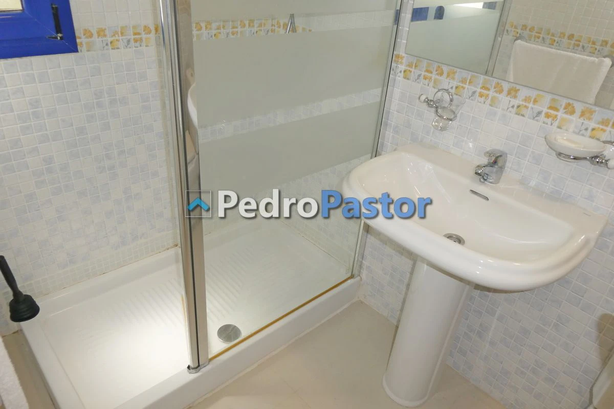 AP224 - Apartamento de 2 dormitorios en 2ª línea de playa en Las Marinas en Dénia