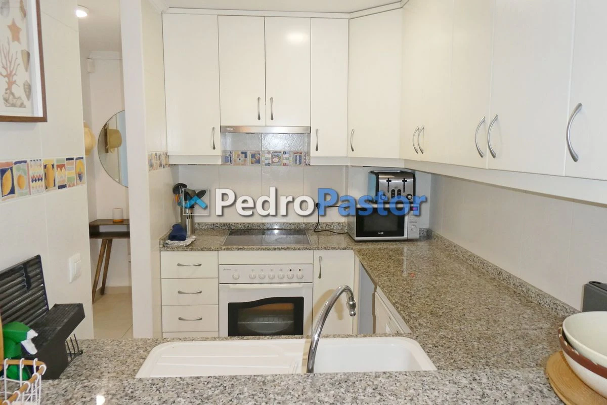 AP224 - Apartamento de 2 dormitorios en 2ª línea de playa en Las Marinas en Dénia