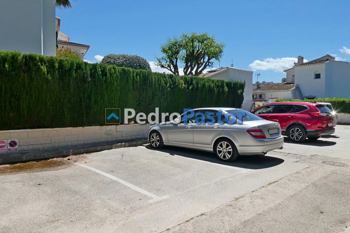 AP224 - Apartamento de 2 dormitorios en 2ª línea de playa en Las Marinas en Dénia