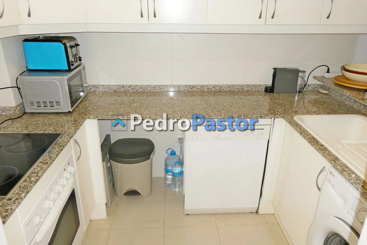 AP224 - Apartamento de 2 dormitorios en 2ª línea de playa en Las Marinas en Dénia