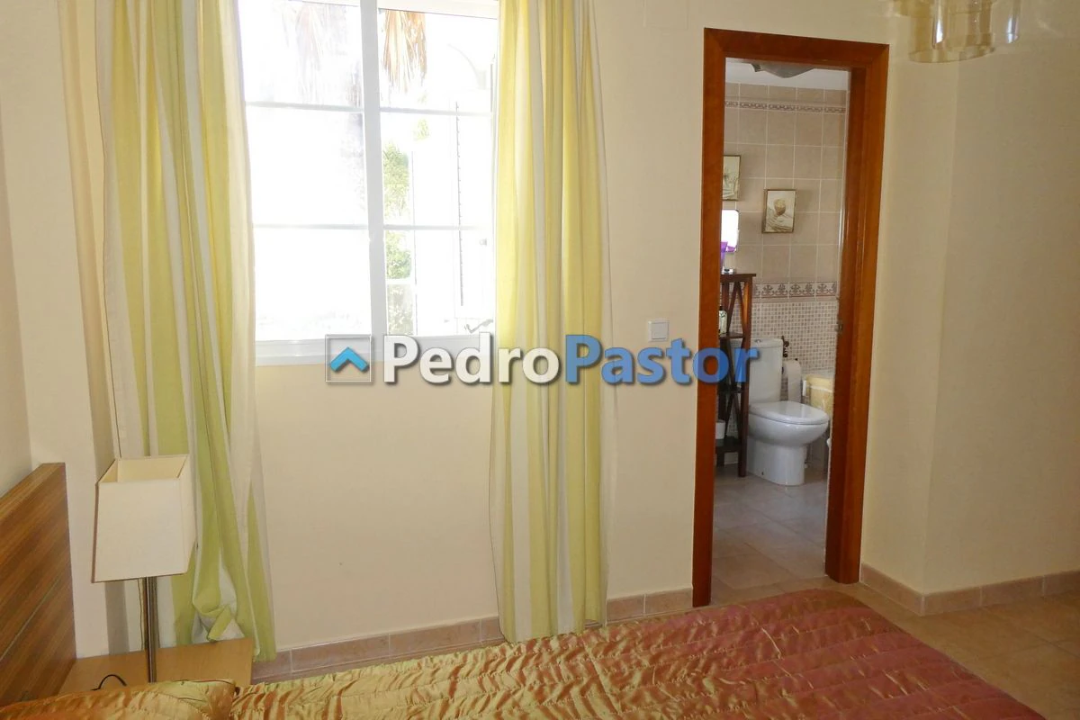 AP219 - Apartamento de 2 dormitorios en el Km 5 de Las Marinas en Dénia