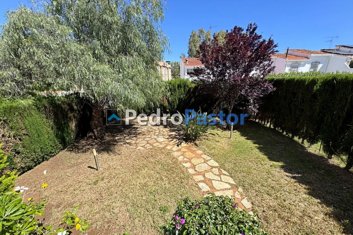 AP219 - Apartamento de 2 dormitorios en el Km 5 de Las Marinas en Dénia