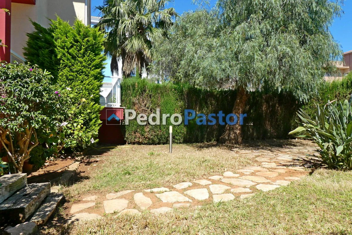 AP219 - Apartamento de 2 dormitorios en el Km 5 de Las Marinas en Dénia