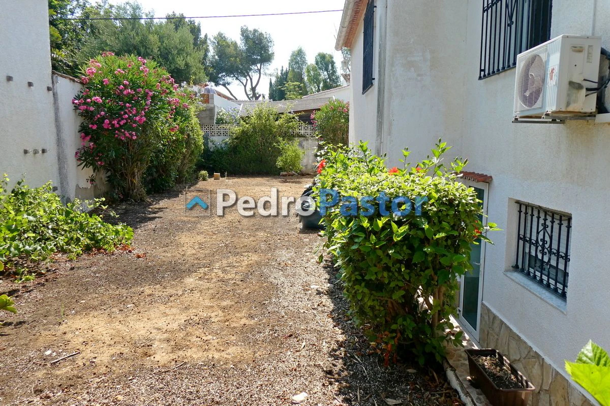 Chalet independiente de 5 dormitorios en la zona del Montgó, en Dénia