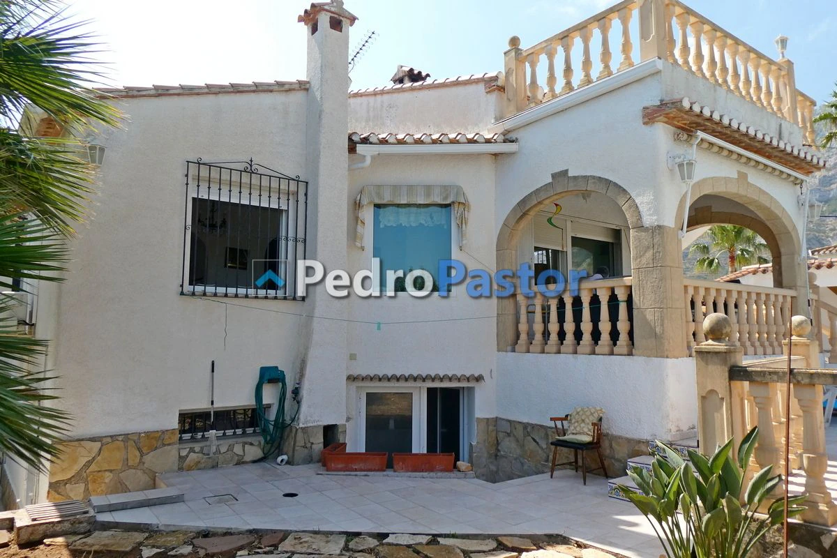 Chalet independiente de 5 dormitorios en la zona del Montgó, en Dénia