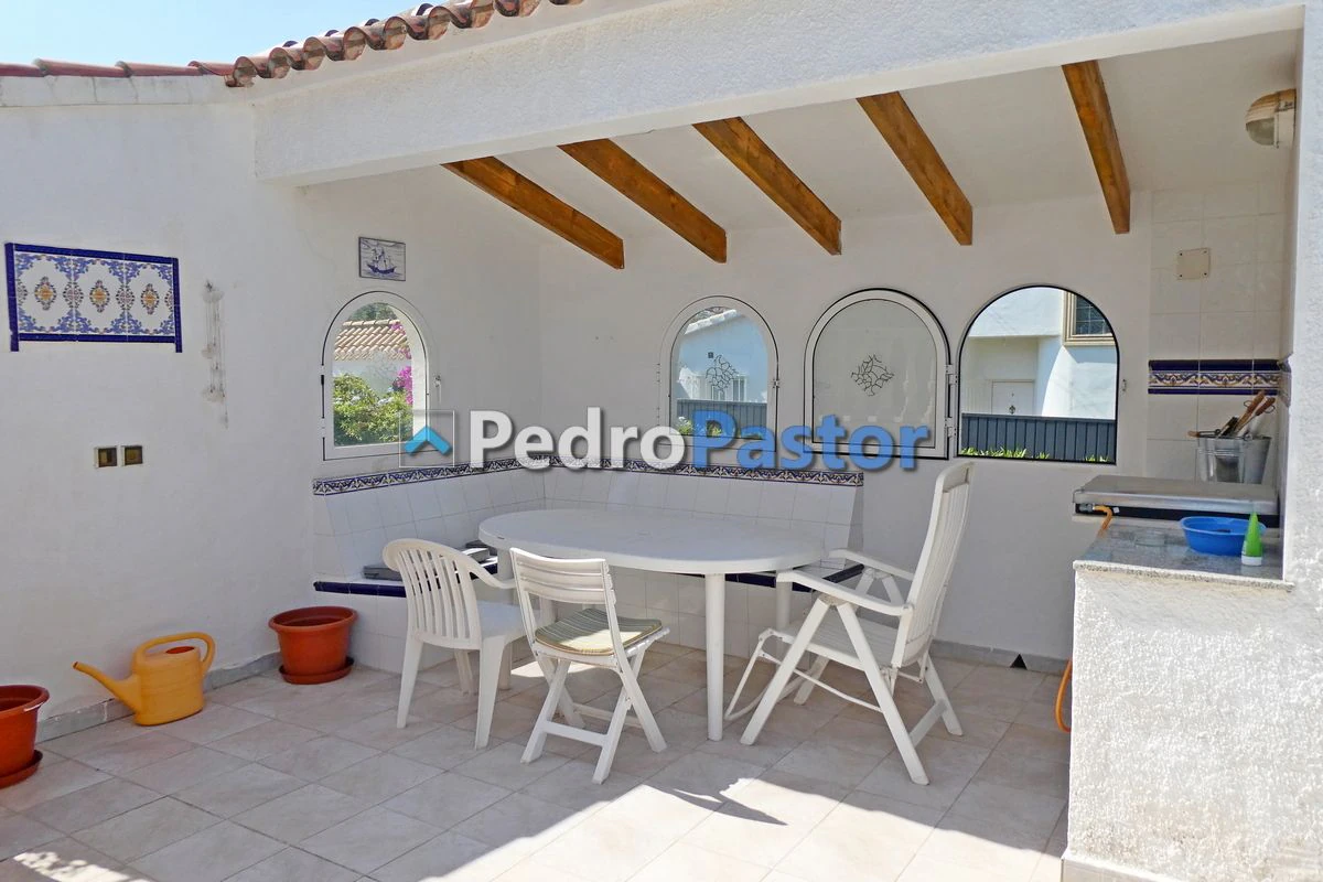 Chalet independiente de 5 dormitorios en la zona del Montgó, en Dénia