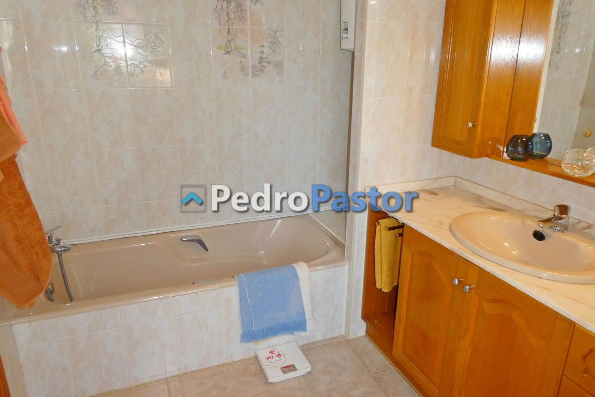 Chalet independiente de 5 dormitorios en la zona del Montgó, en Dénia