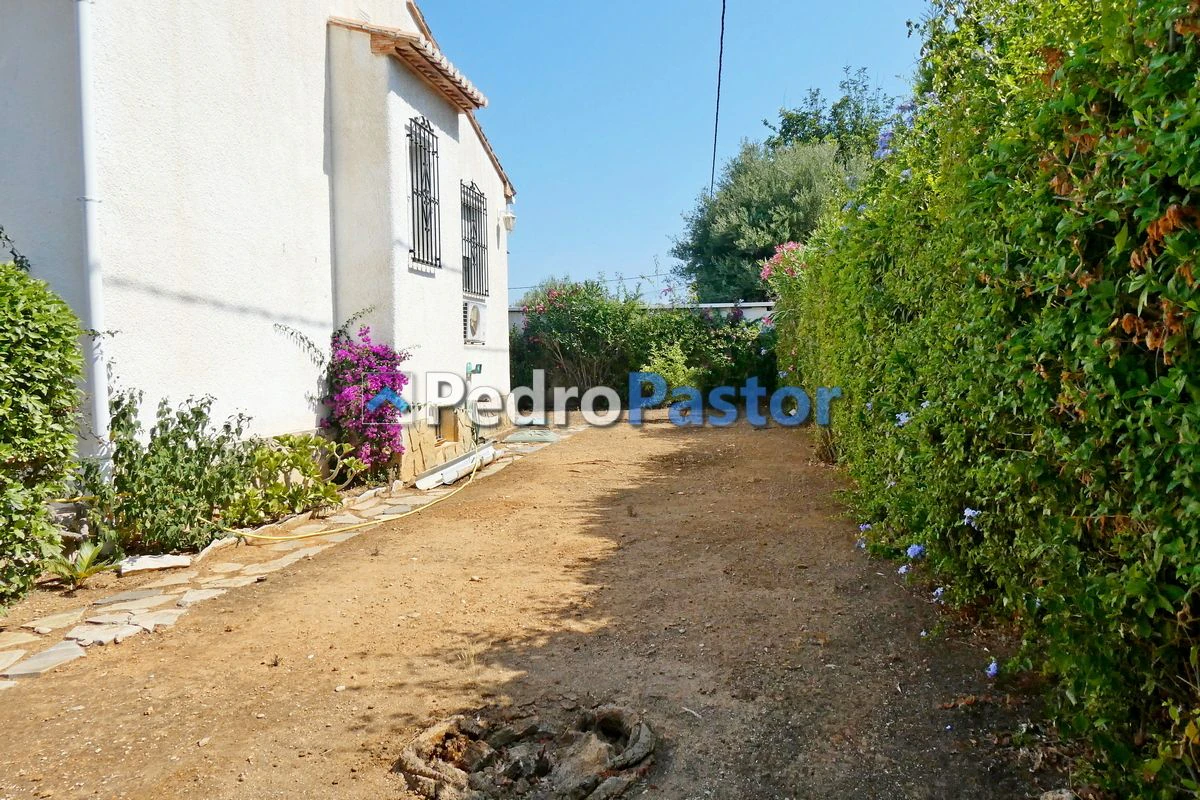 Chalet independiente de 5 dormitorios en la zona del Montgó, en Dénia