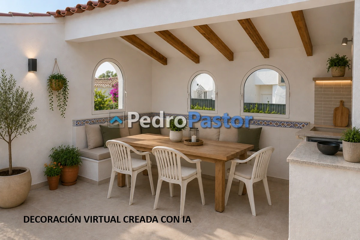 Chalet independiente de 5 dormitorios en la zona del Montgó, en Dénia