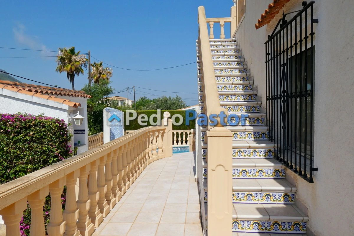 Chalet independiente de 5 dormitorios en la zona del Montgó, en Dénia