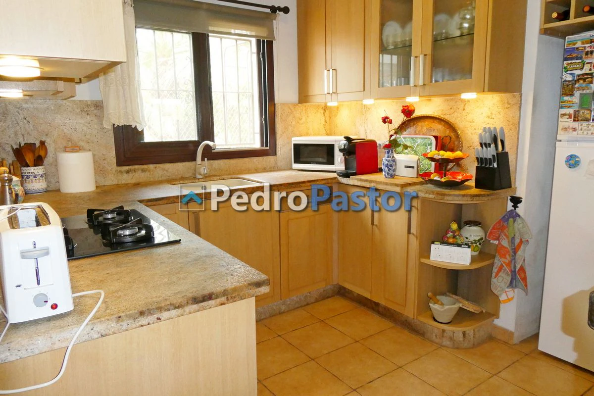 CH082 - Chalet independiente de 3 dormitorios en el Km 5 de Las Marinas, en Dénia.