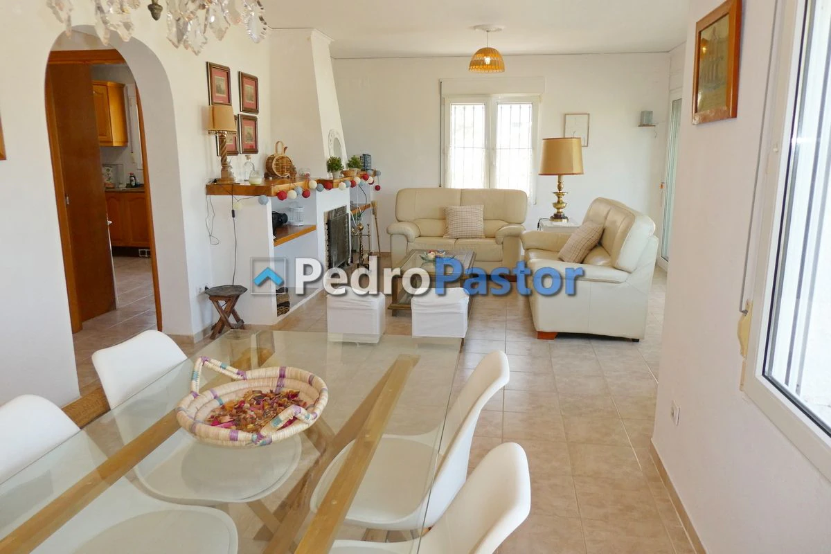 Chalet independiente de 5 dormitorios en la zona del Montgó, en Dénia