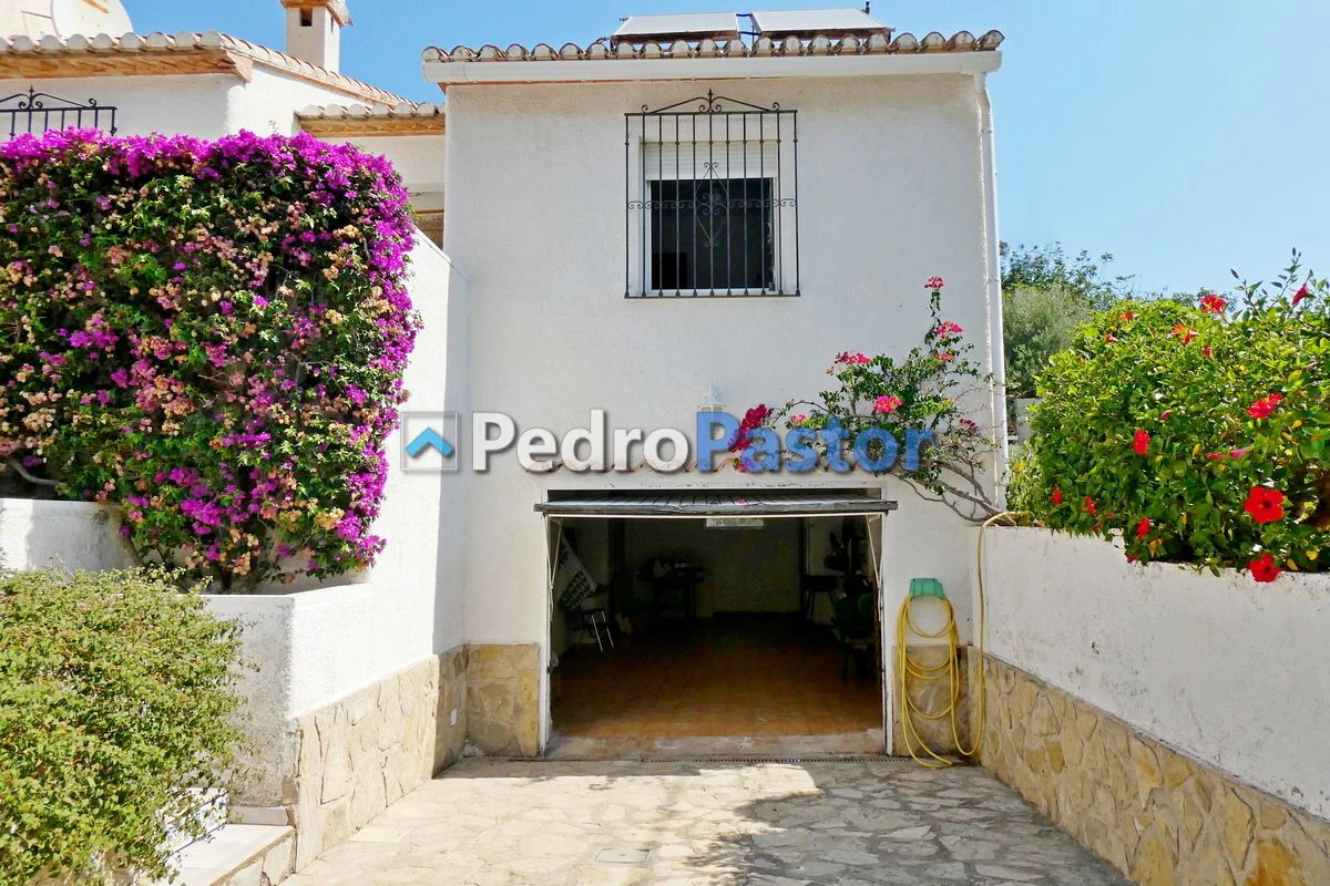 Chalet independiente de 5 dormitorios en la zona del Montgó, en Dénia