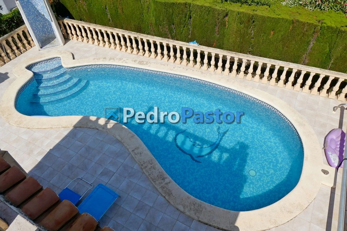 Chalet independiente de 5 dormitorios en la zona del Montgó, en Dénia