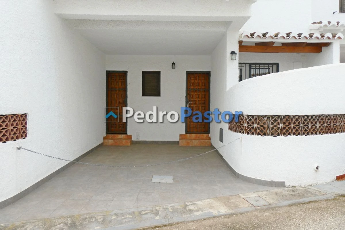 BU019 - Bungalow adosado de 3 dormitorios en el km 4,7 de Las Marinas en Dénia.