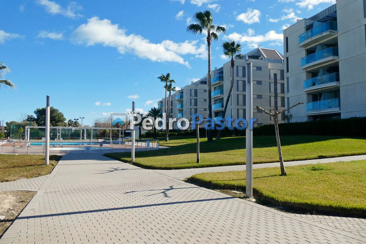 AT055 - Ático dúplex de 3 dormitorios en 2ª línea de playa en El Verger
