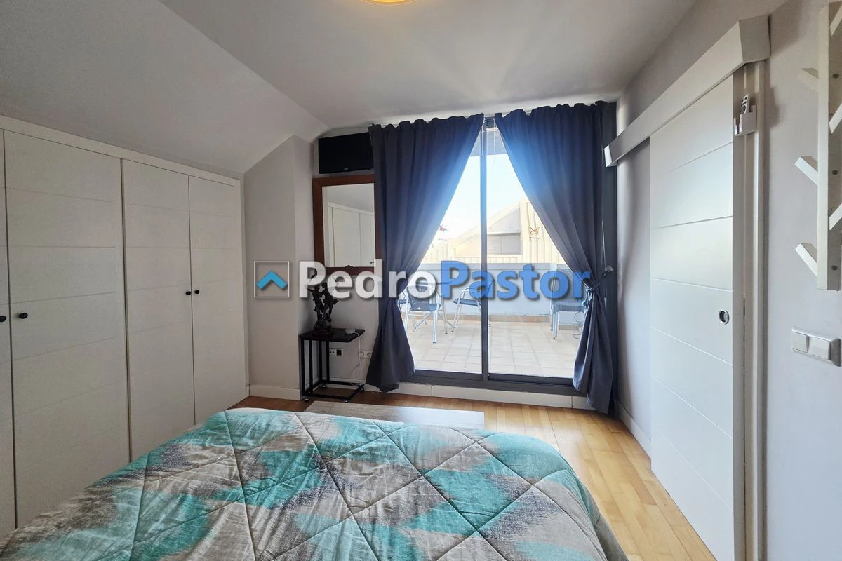 AT055 - Ático dúplex de 3 dormitorios en 2ª línea de playa en El Verger