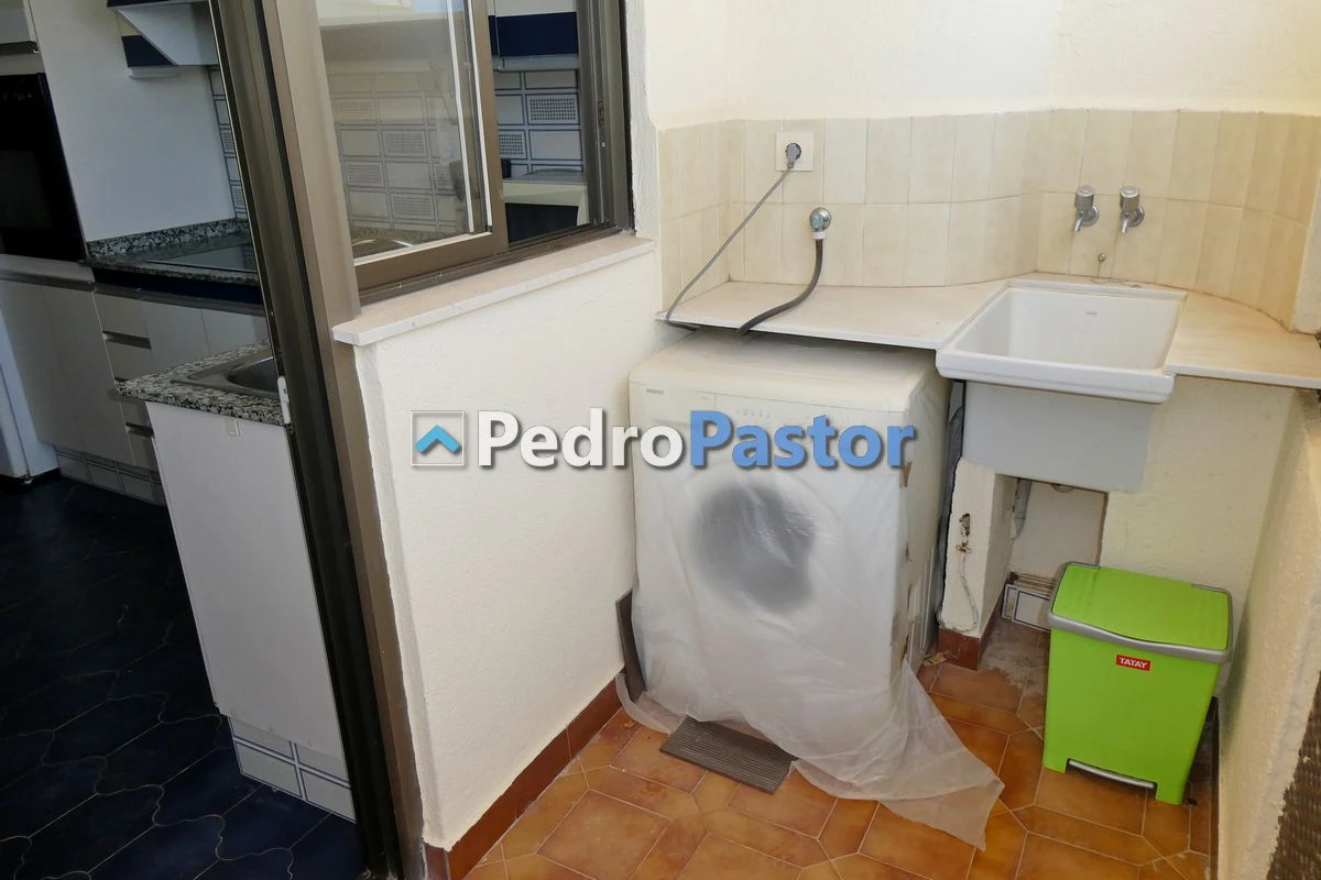 LAP225 - Alquiler apartamento Urbanización Playa Grande