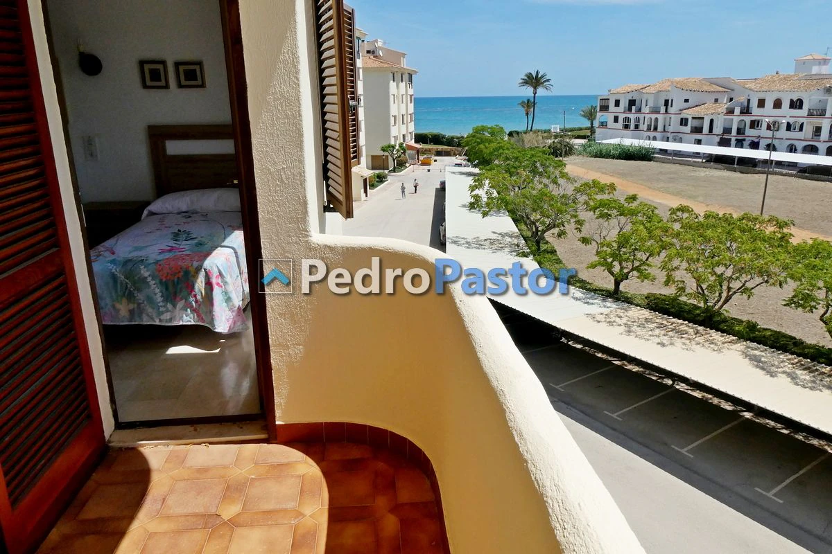 LAP225 - Alquiler apartamento Urbanización Playa Grande
