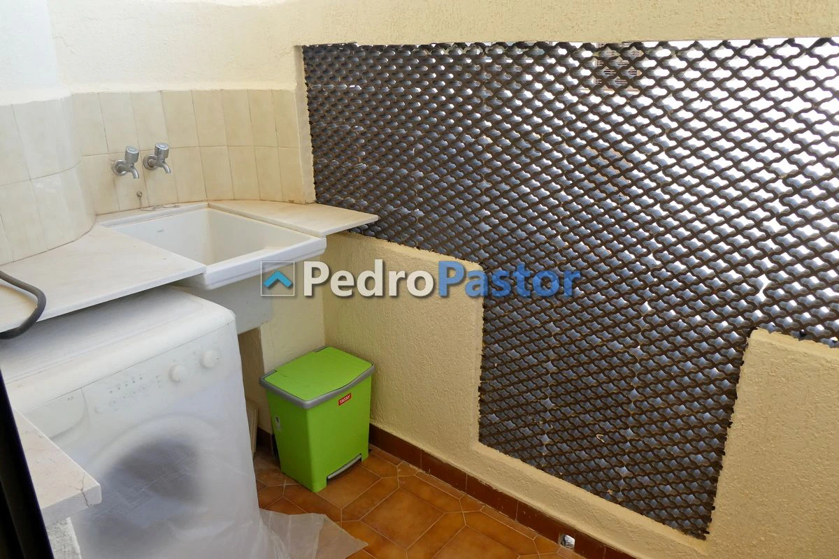 LAP225 - Alquiler apartamento Urbanización Playa Grande