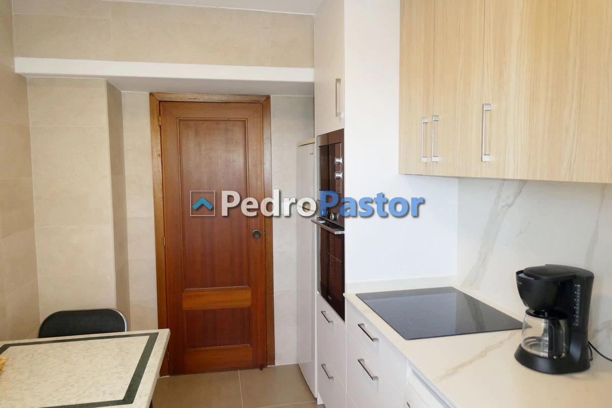 LAP225 - Alquiler apartamento Urbanización Playa Grande