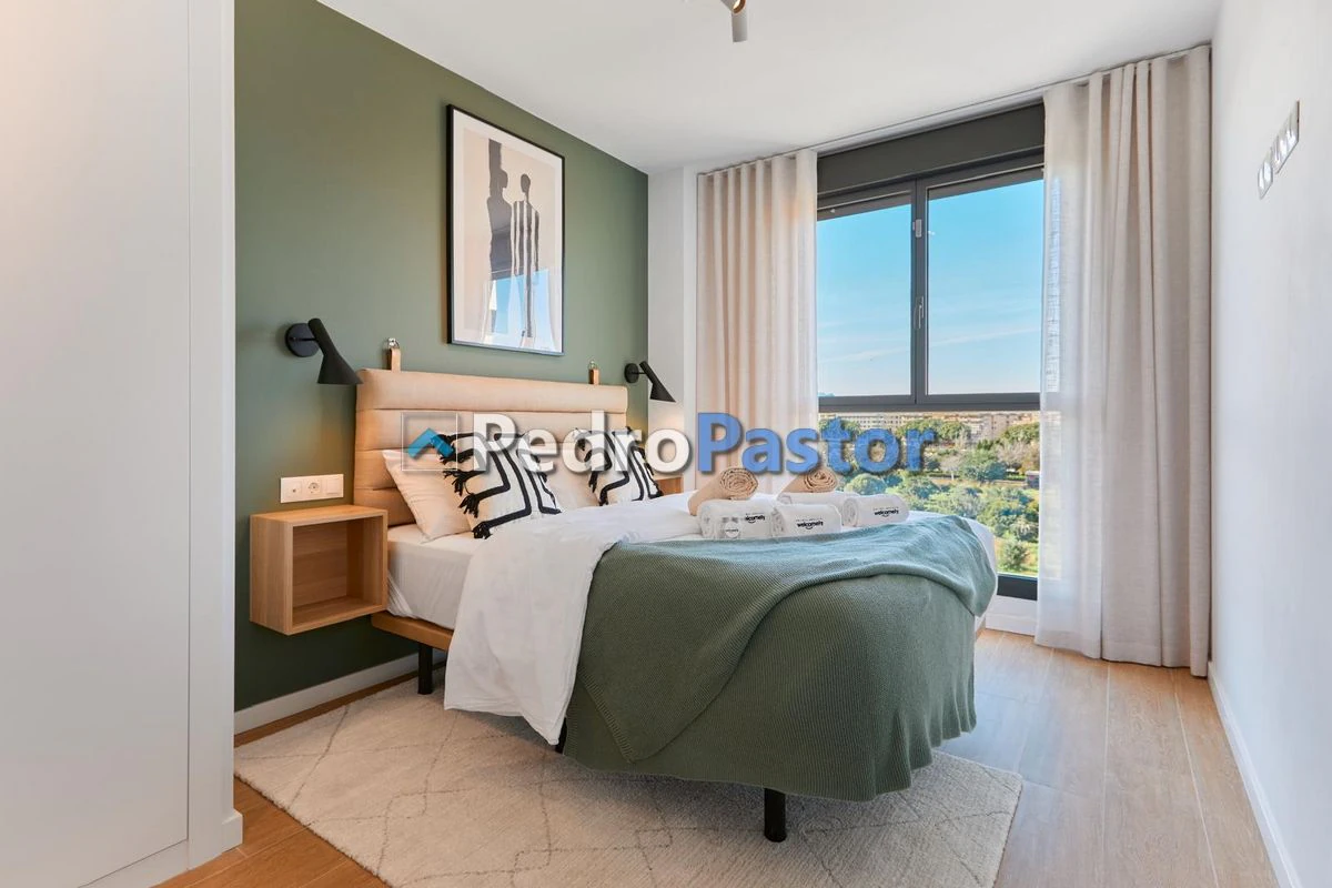 AT056 - Ático de 1 dormitorio en 2ª línea de playa, cerca del Club Náutico de Dénia
