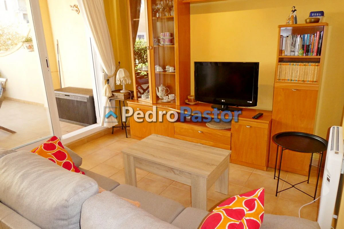 AP216 - Apartamento de 2 dormitorios en 2ª línea de playa en Las Marinas en Dénia