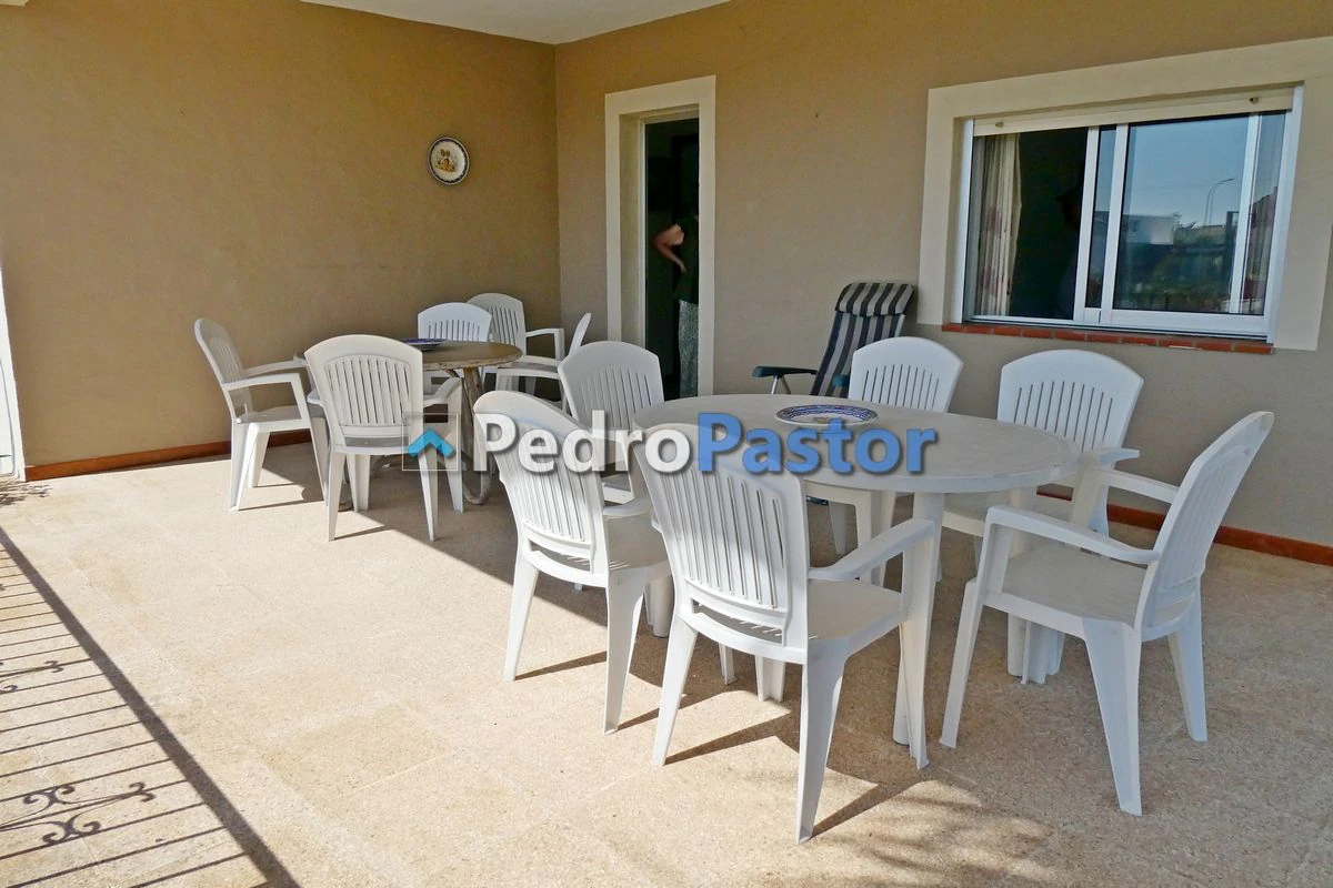 Chalet independiente de 8 dormitorios en el km 5 de Las Marinas, Dénia