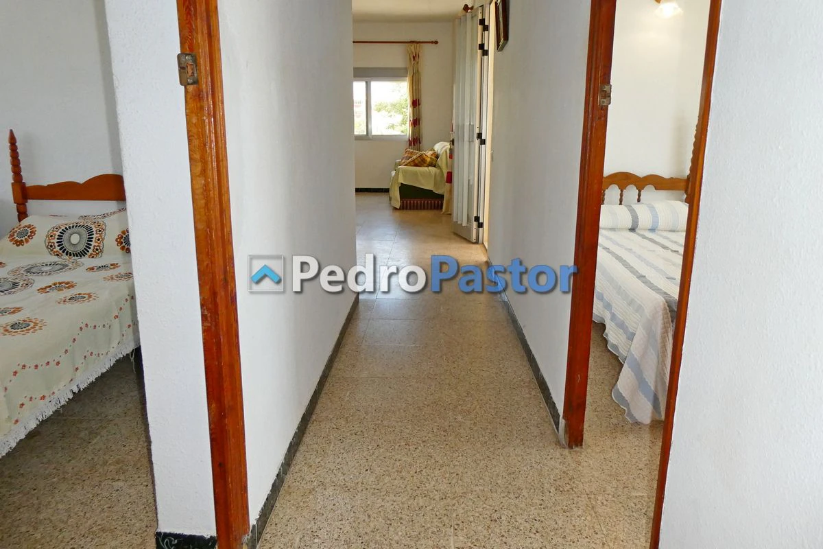 Chalet independiente de 8 dormitorios en el km 5 de Las Marinas, Dénia