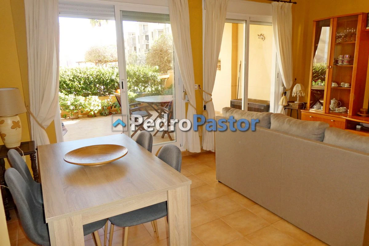 AP216 - Apartamento de 2 dormitorios en 2ª línea de playa en Las Marinas en Dénia