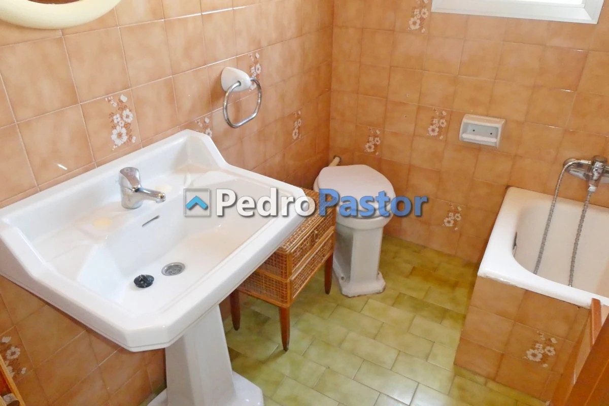 CH085 - Chalet independiente de 8 dormitorios en el km 5 de Las Marinas, Dénia