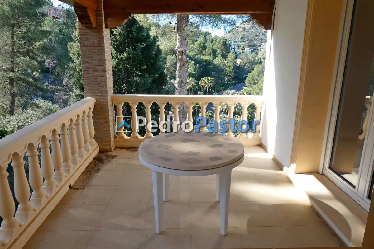 CH067 - Detached 9 bedroom villa in La Sella - Pedreguer