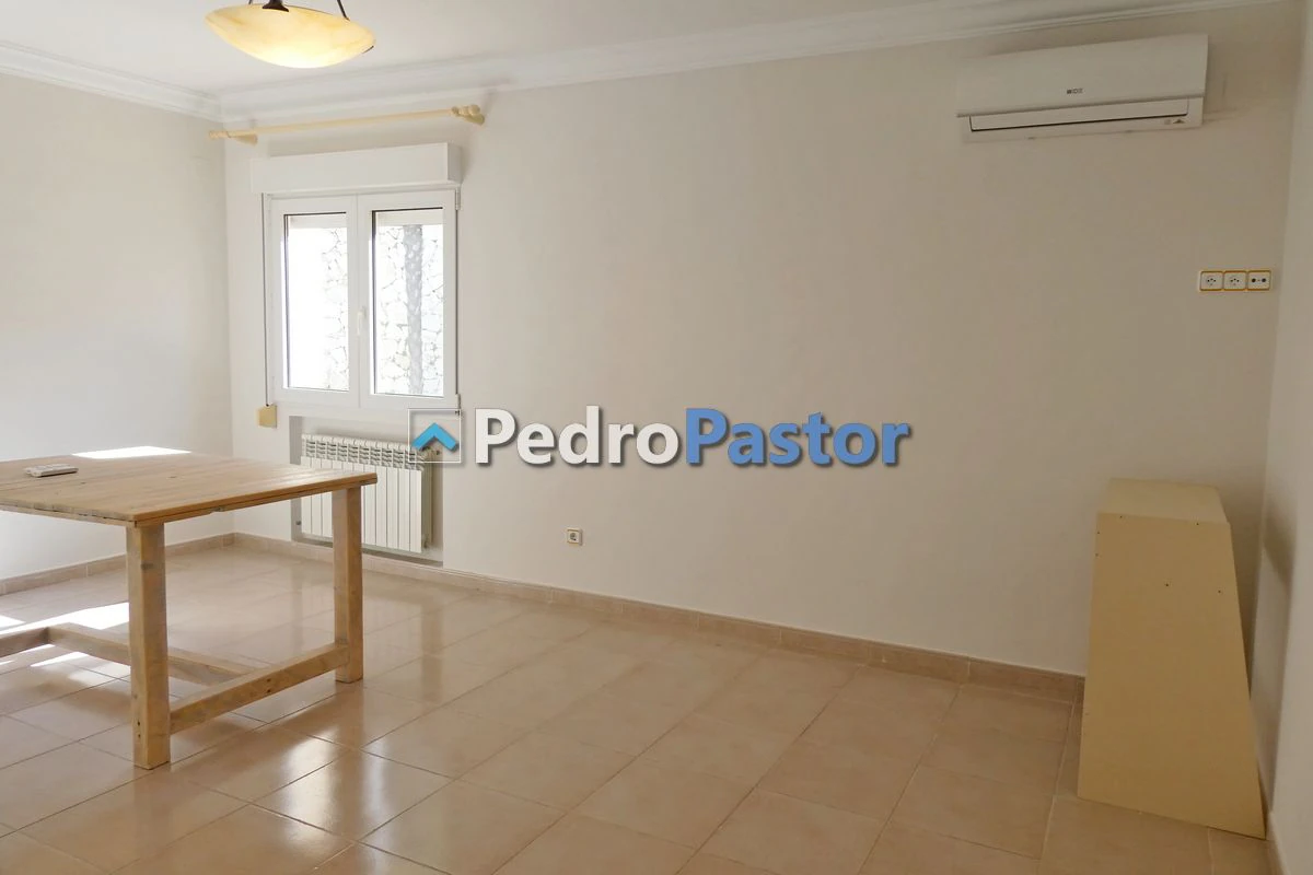 CH067 - Detached 9 bedroom villa in La Sella - Pedreguer