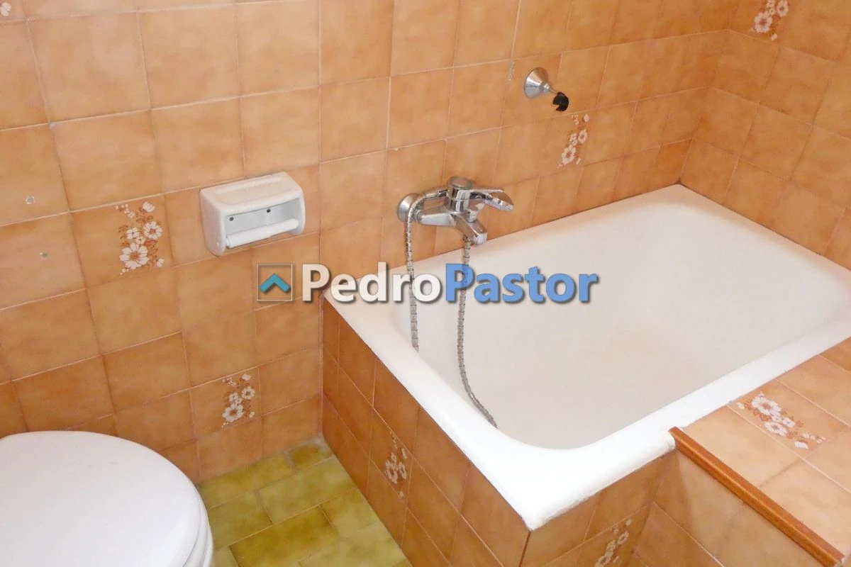 CH085 - Chalet independiente de 8 dormitorios en el km 5 de Las Marinas, Dénia