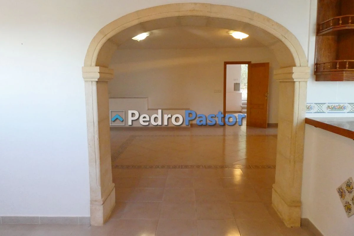 CH067 - Detached 9 bedroom villa in La Sella - Pedreguer