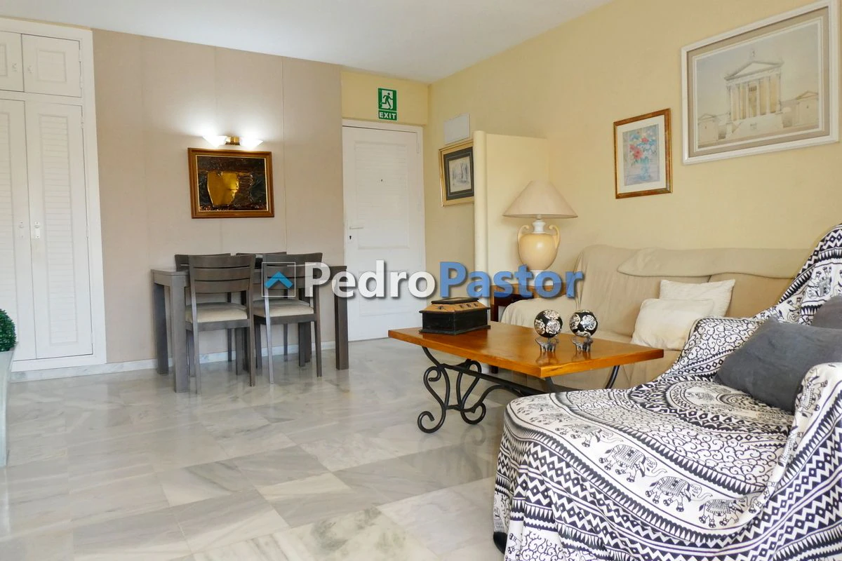 AP192 - 2-bedroom apartment on the beachfront in Las Marinas in Dénia
