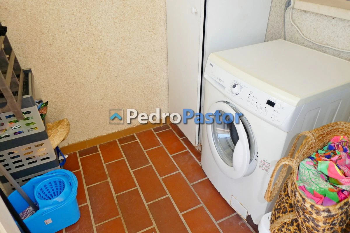 AP192 - 2-bedroom apartment on the beachfront in Las Marinas in Dénia
